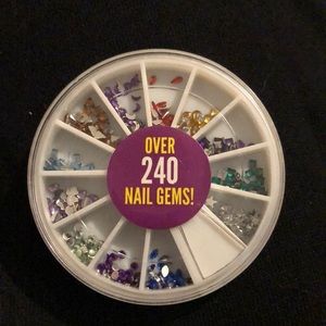 Nail gems